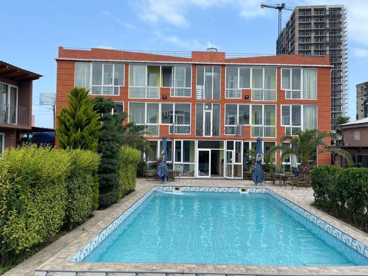 Hotel Buta Batumi Eksteriør bilde