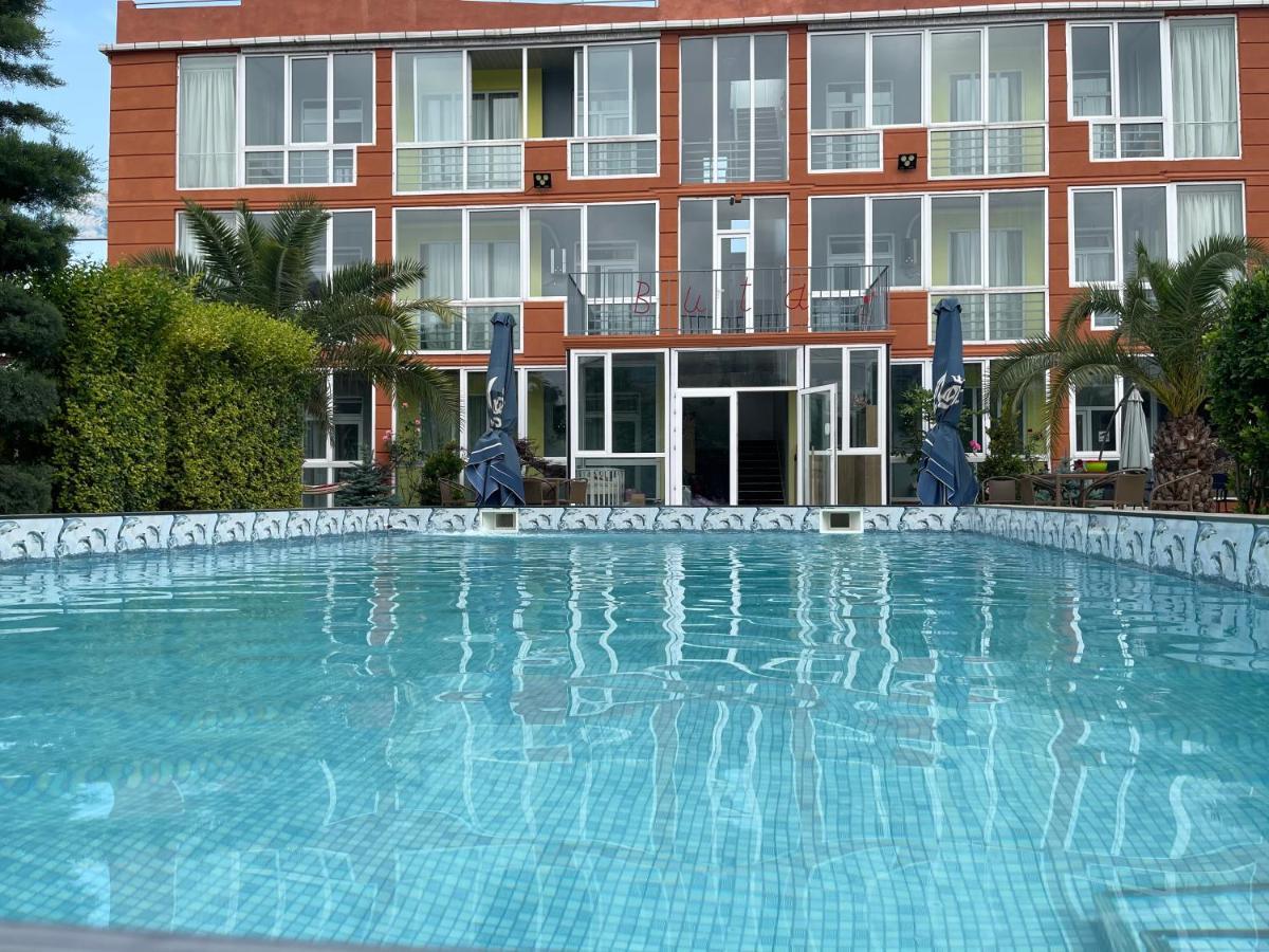 Hotel Buta Batumi Eksteriør bilde