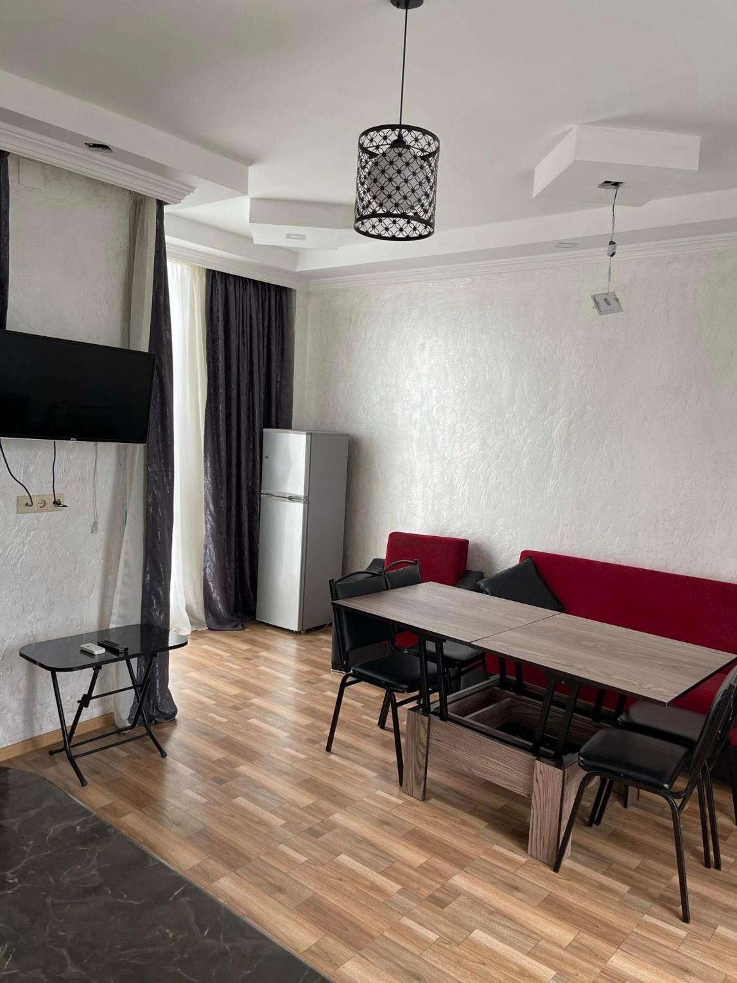 Hotel Buta Batumi Eksteriør bilde